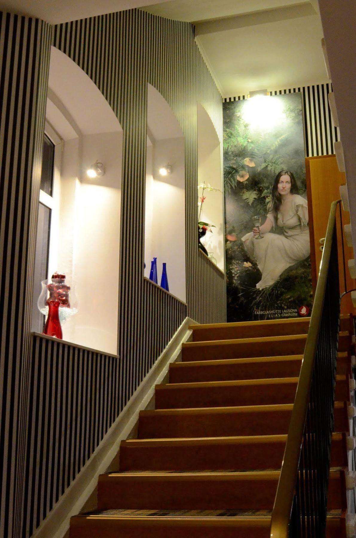 Hotel Schieferhof - Glaslust نويهاوس آم رنفيغ المظهر الخارجي الصورة